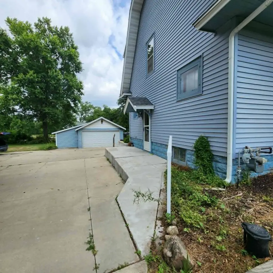 4525 Simpson Rd., Rockford, IL 61102 - #3