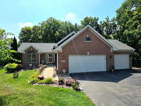 702 Meadow Crossing Trail, ROSCOE, IL 61073