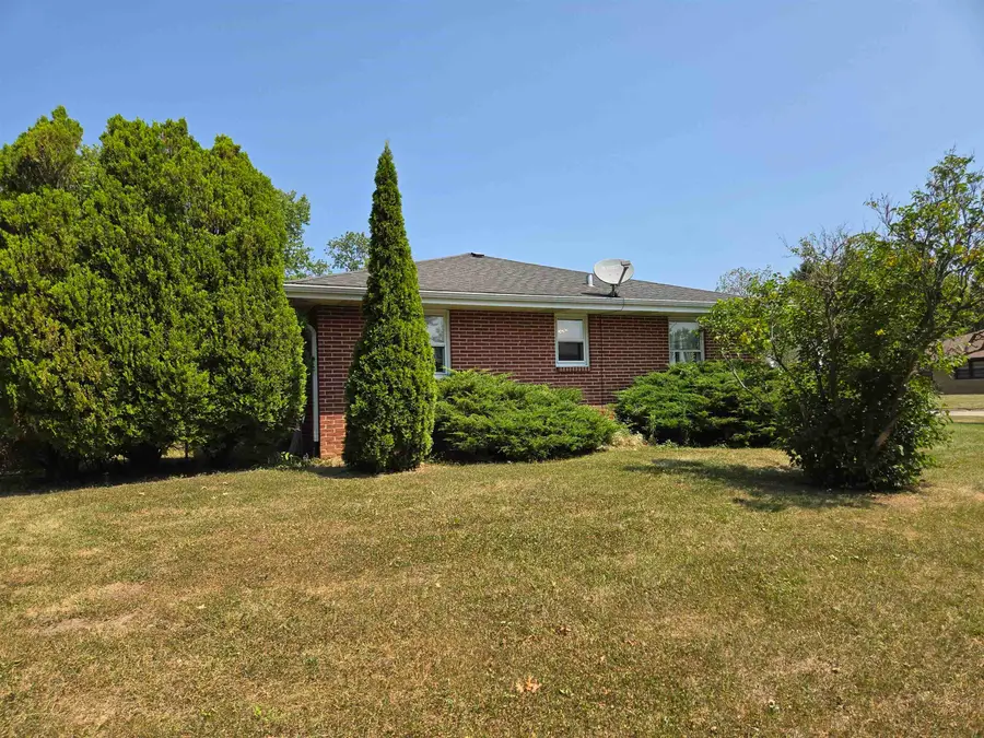 592 Donna Drive, Rockford, IL 61107 - #2
