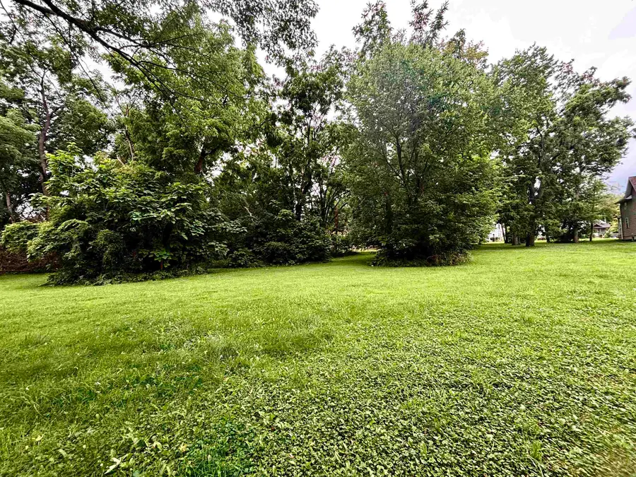 524 W Lincoln Avenue, Belvidere, IL 61008 - #2
