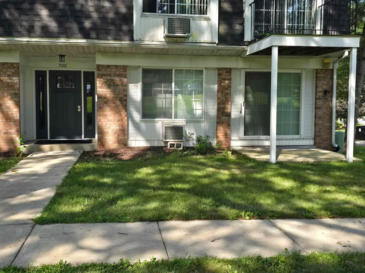 700 kiwanis Drive, Freeport, IL 61032 - #1