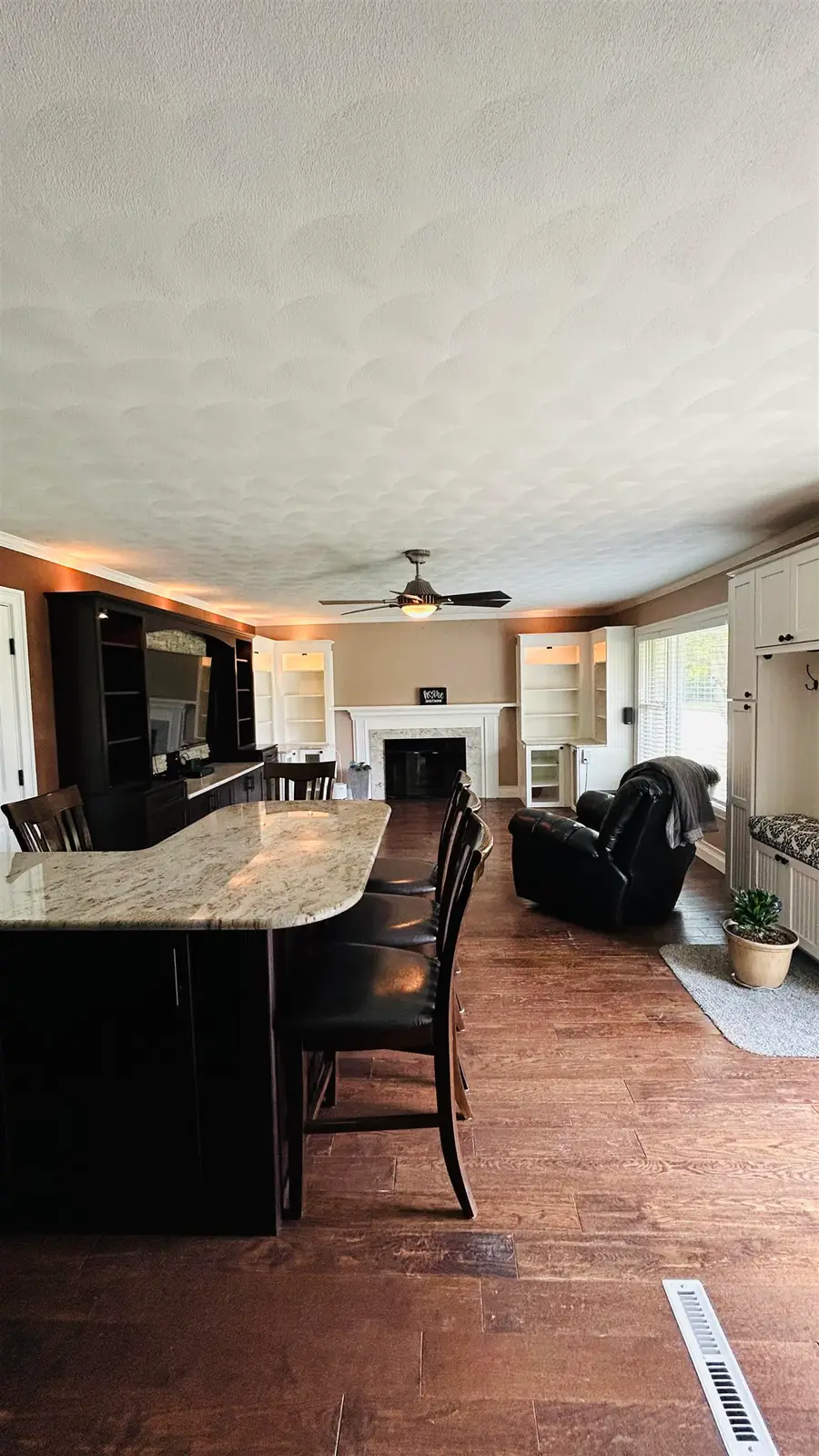 2924 GUILFORD Road, Rockford, IL 61107 - #3