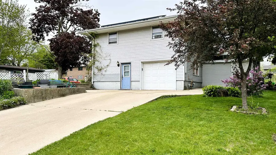 220 Beacon Drive, Belvidere, IL 61008 - #3