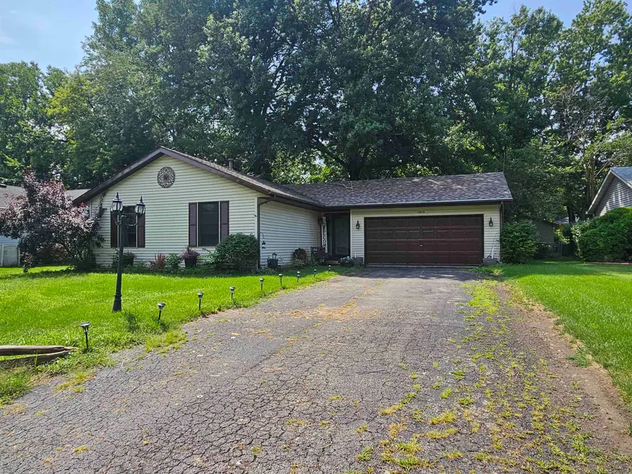 1013 Arnold Avenue, Rockford, IL 61108 - #3
