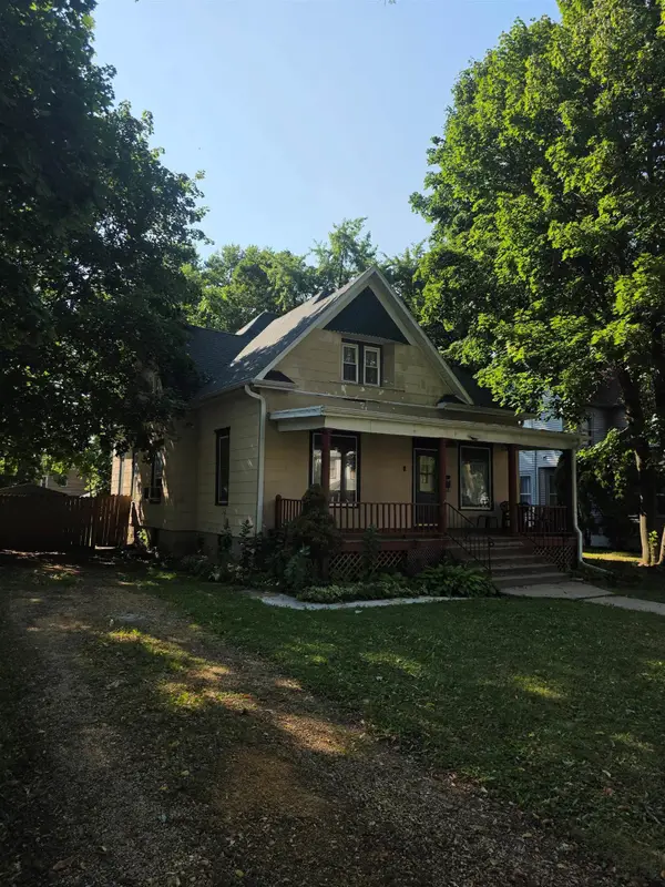 1118 S High, FREEPORT, IL 61032