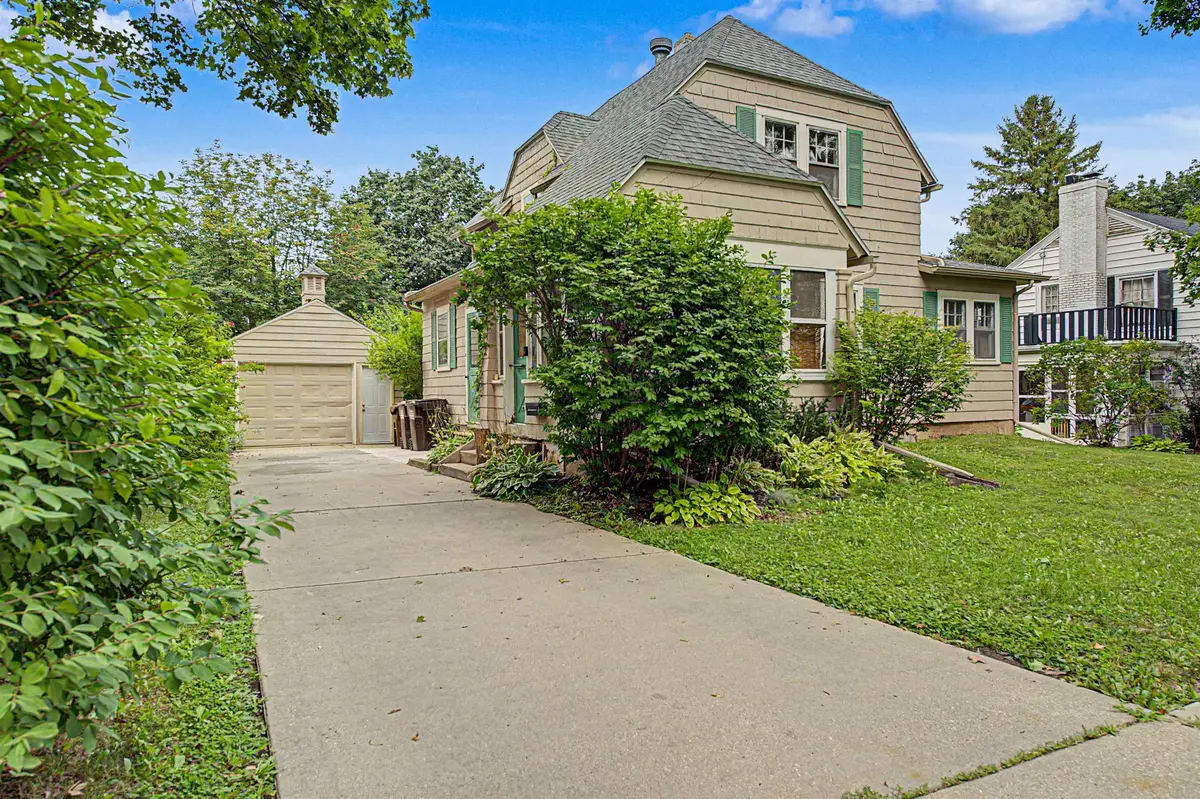 1540 W Logan Street, Freeport, IL 61032 - #1