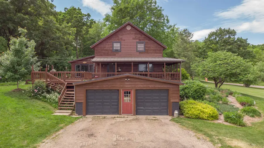 1915 S Kent Road, Pearl City, IL 61062 - #2