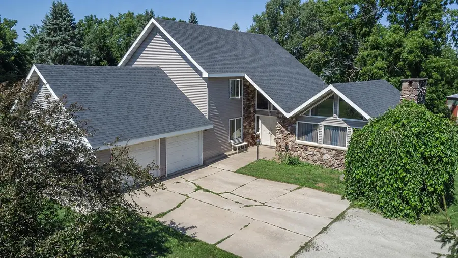 20775 Hickory Hills Road, Sterling, IL 61081 - #2