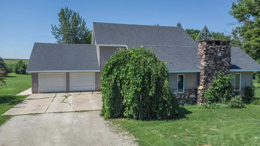 20775 Hickory Hills Road, Sterling, IL 61081 - #3