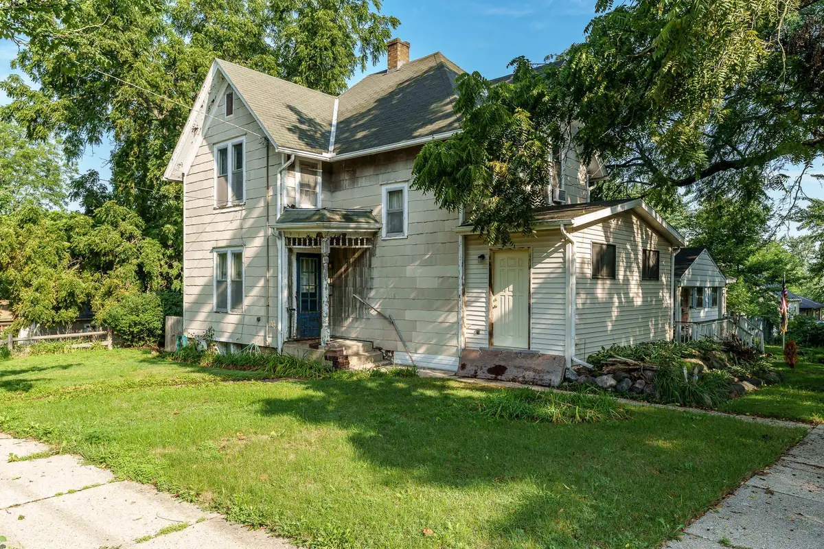 704 irving Avenue, Rockford, IL 61101 - #1
