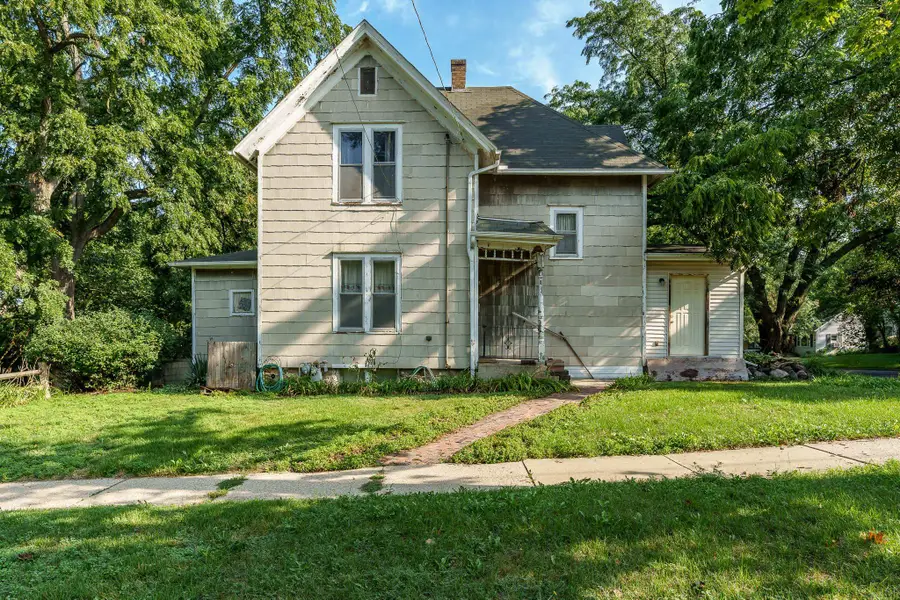 704 irving Avenue, Rockford, IL 61101 - #2