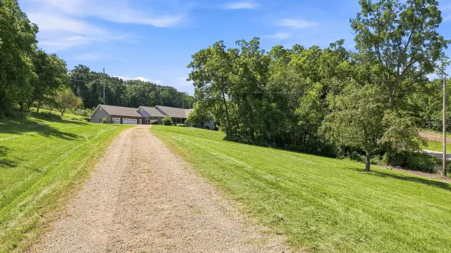 1135 W Menzemer, Elizabeth, IL 61028 - #2