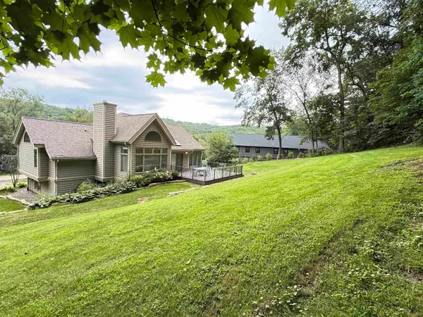 38 Longwood Drive, GALENA, IL 61036