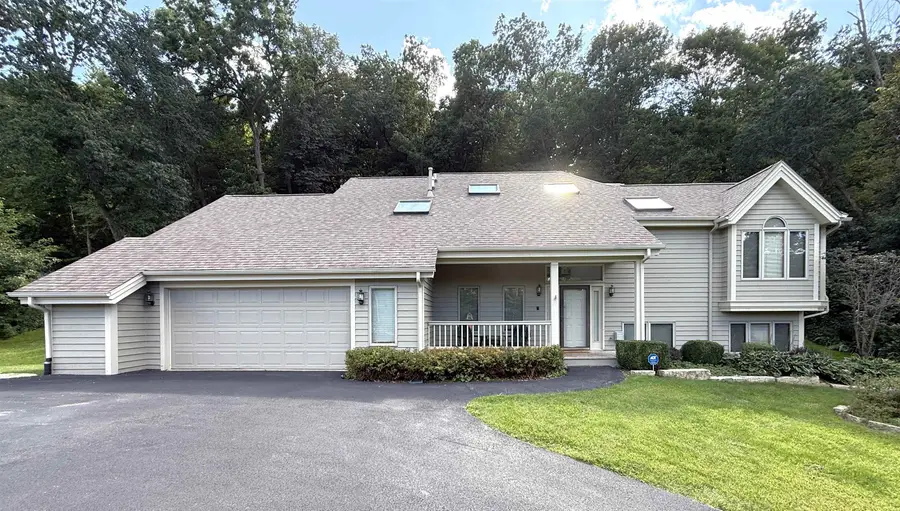 38 Longwood Drive, Galena, IL 61036 - #2