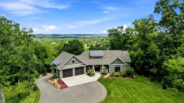 57 Stony Point, GALENA, IL 61036