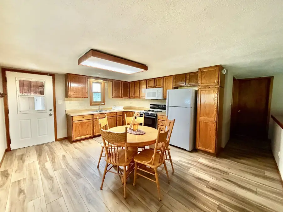 5303 Riverview Road, Thomson, IL 61285 - #2