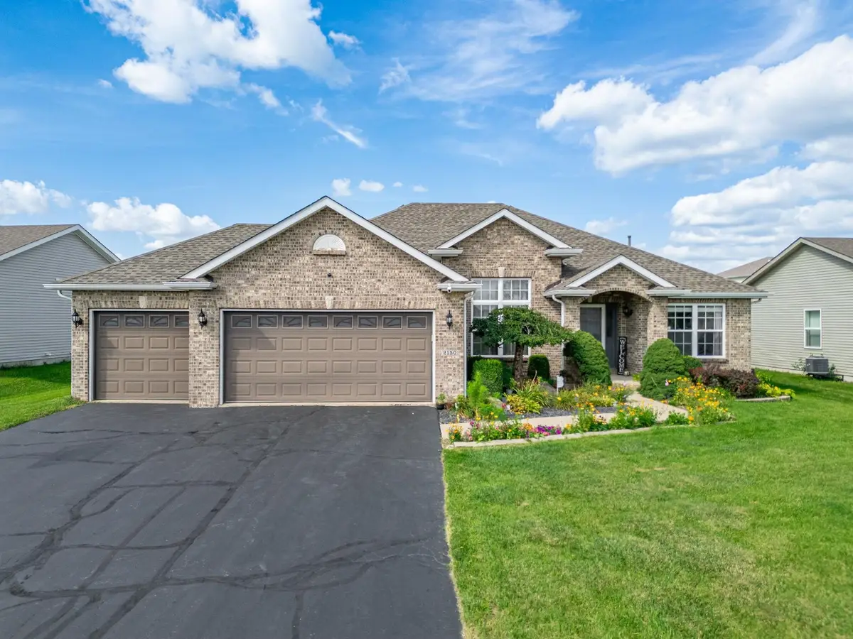 2150 Ridge Avenue, Machesney Park, IL 61115 - #1