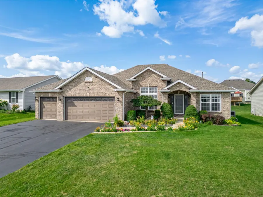 2150 Ridge Avenue, Machesney Park, IL 61115 - #2
