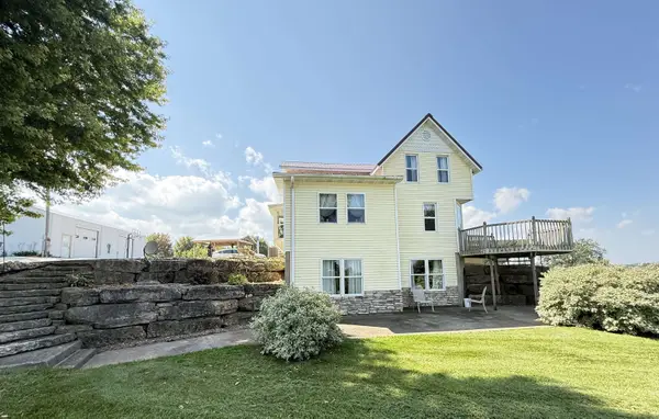 6899 N High Ridge Road, GALENA, IL 61036