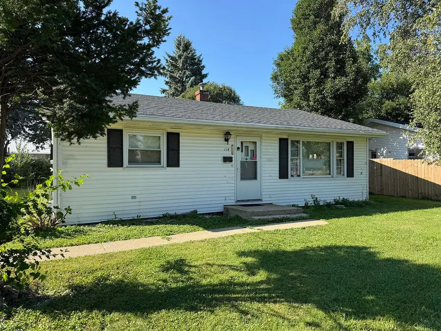 114 E Claremont Street, Lanark, IL 61046 - #3