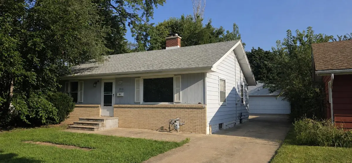 2019 Glenwood Avenue, Rockford, IL 61103 - #1