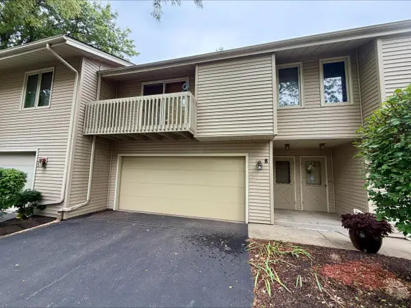 4689 HIGH POINT DR #8, ROCKFORD, IL 61114
