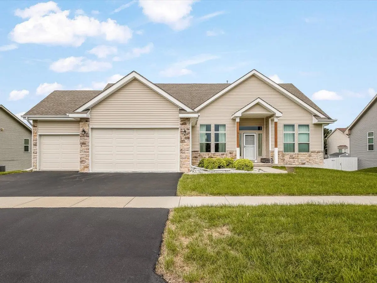 411 Hughes Parkway, Poplar Grove, IL 61065 - #1