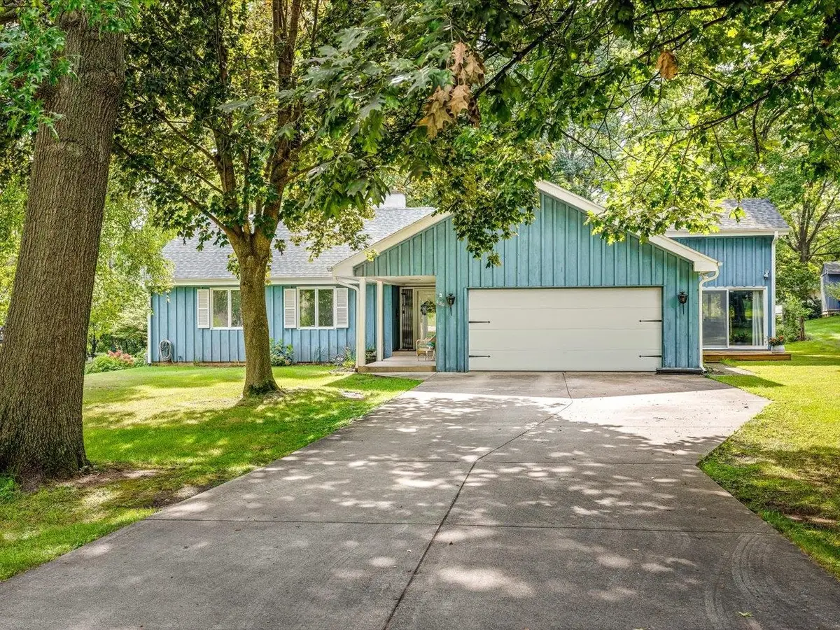 650 Coolidge Place, Rockford, IL 61107 - #1