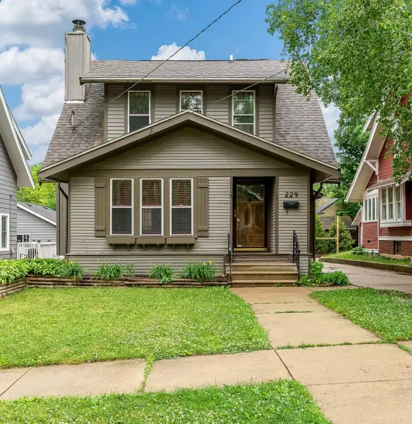 229 N Gardiner Avenue, ROCKFORD, IL 61107