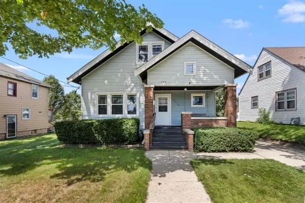 2210 12th Avenue, ROCKFORD, IL 61104