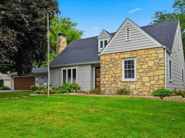 902 W Washington Street, OREGON, IL 61061