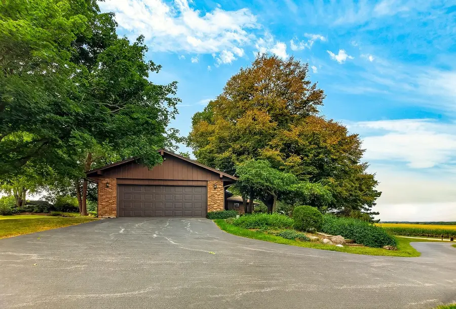 5723 N MULFORD Road, Monroe Center, IL 61052 - #3