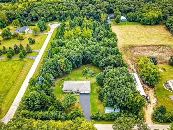 15085 E McNeal Road, MONROE CENTER, IL 61052