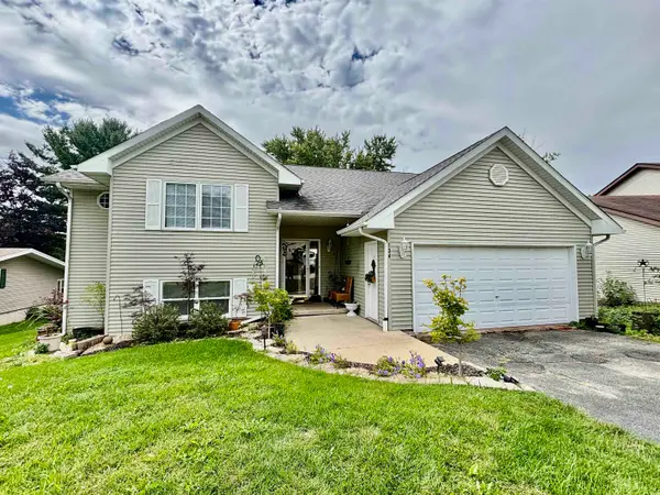 134 NE Valhalla Drive, POPLAR GROVE, IL 61065