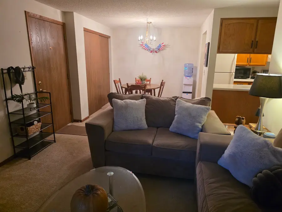 817 Cheshire Court, Freeport, IL 61032 - #3