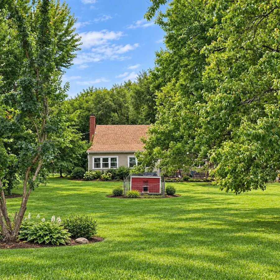 12096 Saunders Road, Pecatonica, IL 61063 - #2