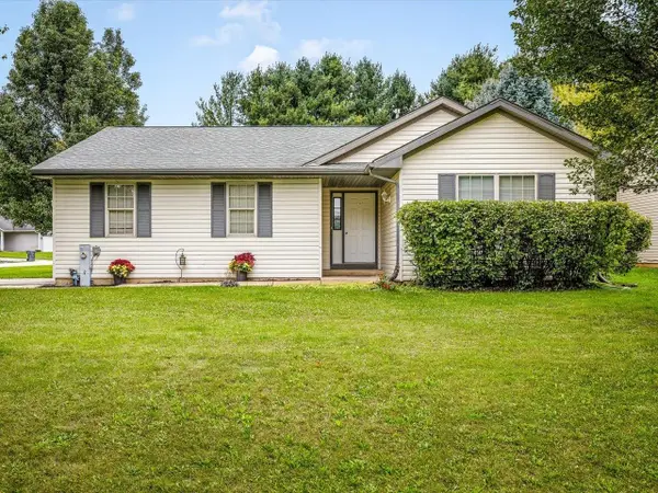 101 SW Gables Drive, POPLAR GROVE, IL 61065