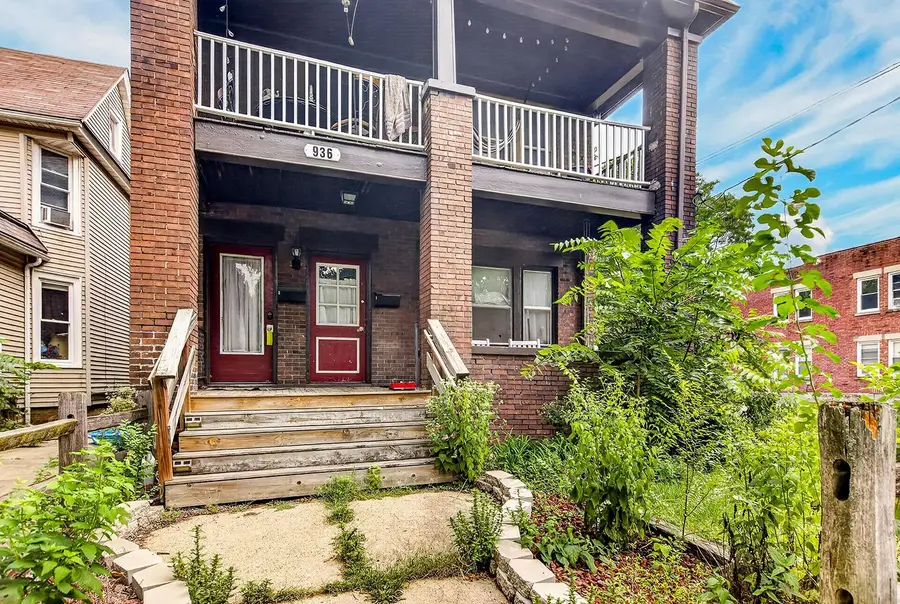 936 S 3rd Street, Rockford, IL 61104 - #2