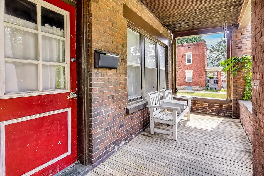 936 S 3rd Street, Rockford, IL 61104 - #3