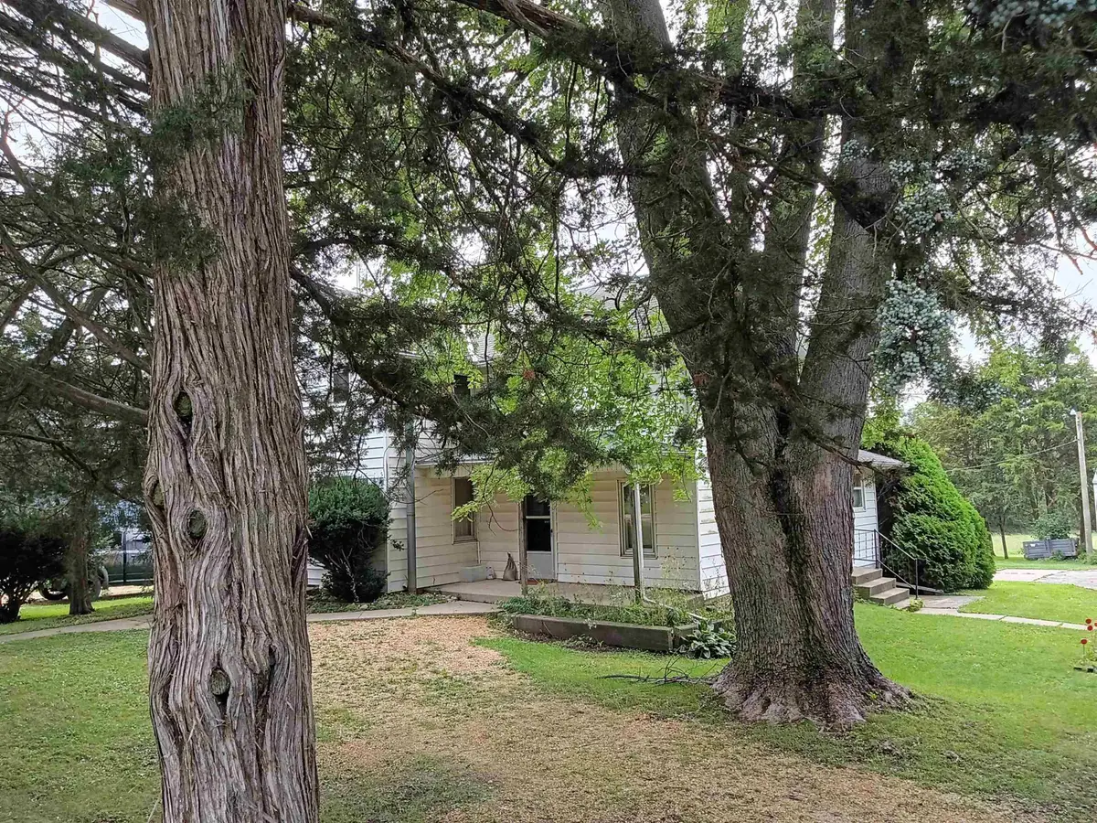 2628 W Florence, Freeport, IL 61032 - #1