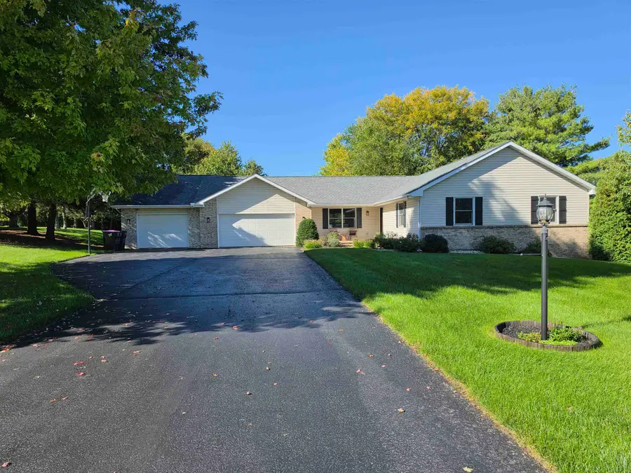 6775 Skyview Trail, Roscoe, IL 61073 - #2