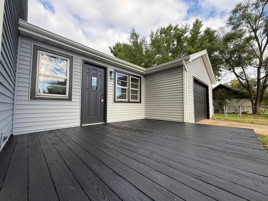 5502 Hollis Avenue, Loves Park, IL 61111 - #2