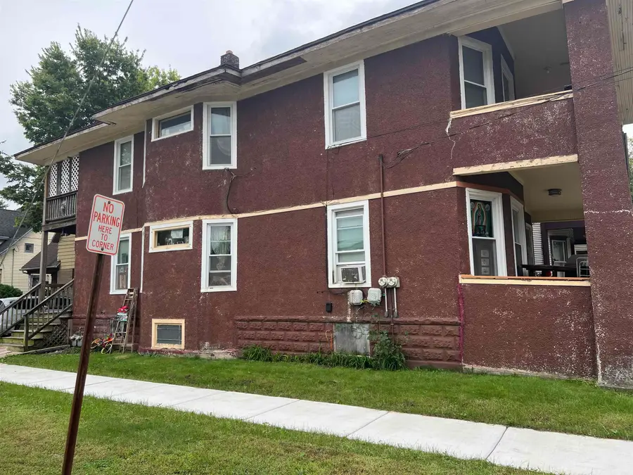 1802 9th Street, Rockford, IL 61104 - #2