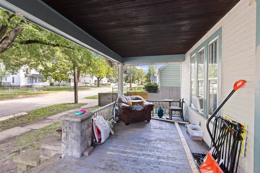 1304 BLAISDELL Street, Rockford, IL 61101 - #2