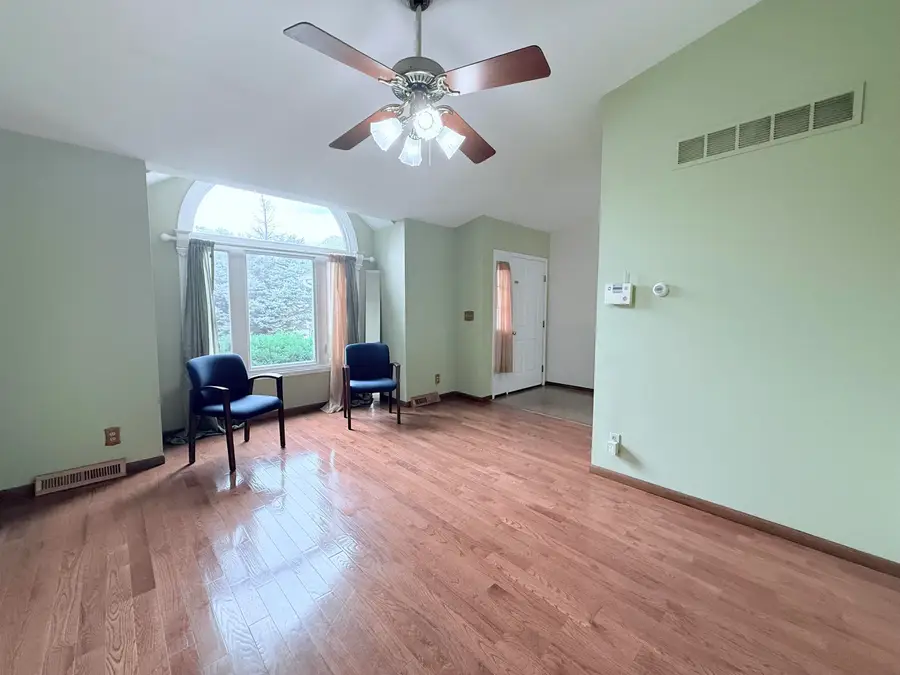 940 S Trainer Road, Rockford, IL 61108 - #3