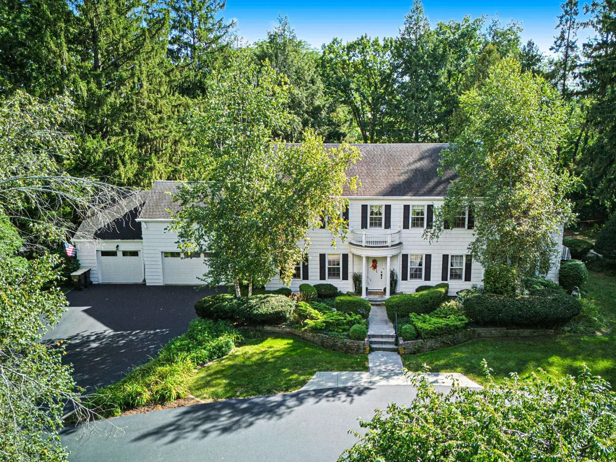 1753 Highland Drive, Freeport, IL 61032 - #1
