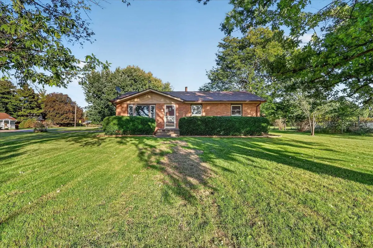 12605 N 2nd Street, Roscoe, IL 61073 - #1