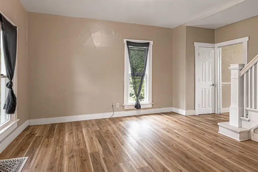 327 Stanley Street, Rockford, IL 61102 - #3