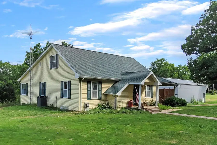 4459 W Stagecoach Trail, Galena, IL 61036 - #2