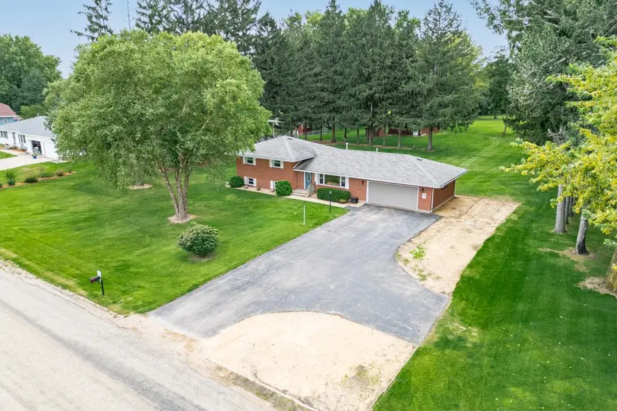 2292 N Leaf River Road, Mount Morris, IL 61054 - #3